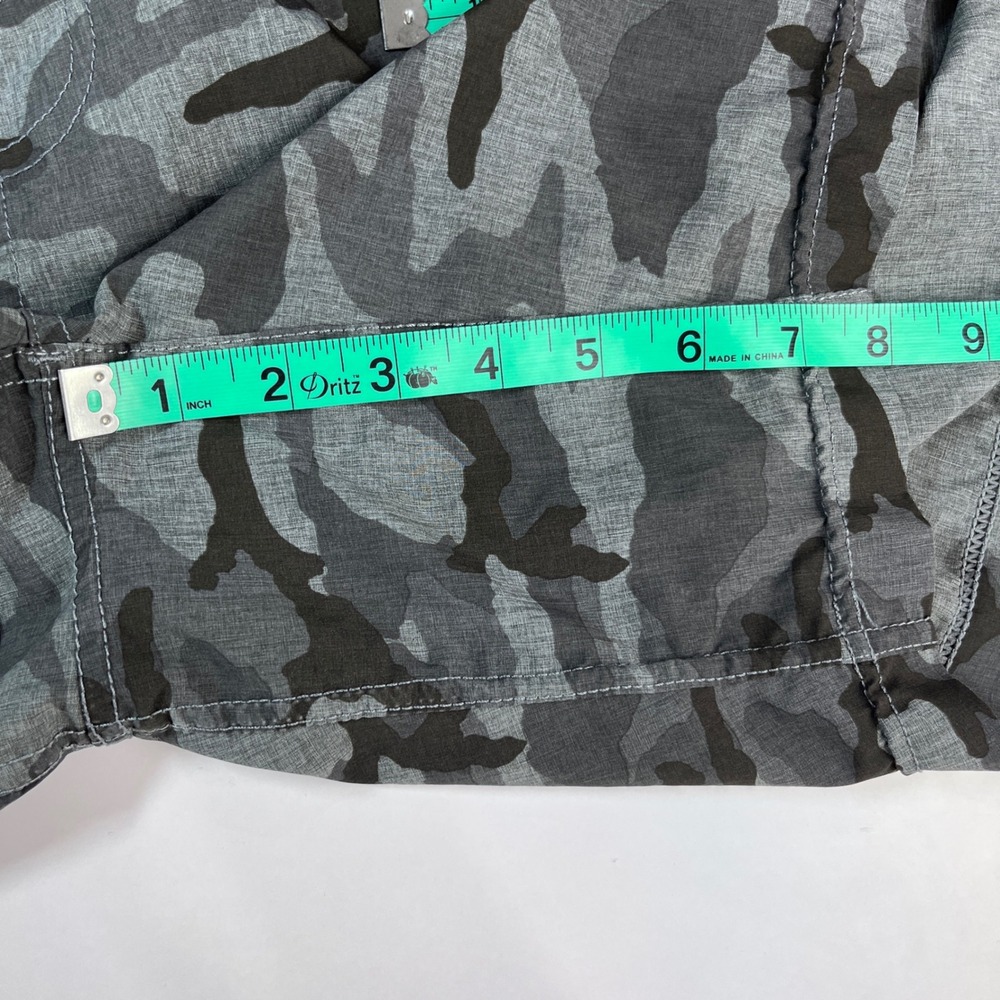 Vuori Kore Shorts Mens Size L Grey Camo Athletic Gym Lined 7.5 Inch Inseam - Picture 6 of 11